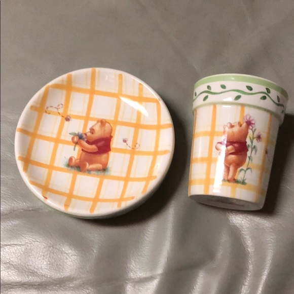 Disney Other - Disney Simply Pooh ceramic toothbrush cup set new